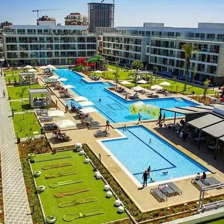 5 Star Luxury & *